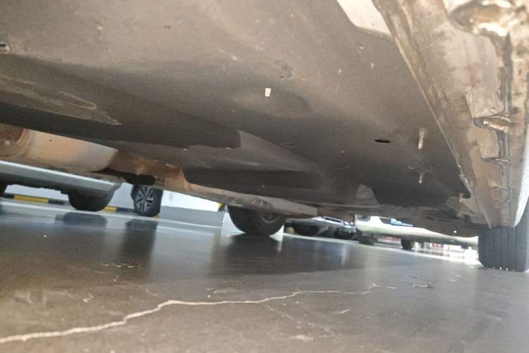 Used Buick GL8 2021 ES Landtrek 653T Comfort Edition Chassis Front Left