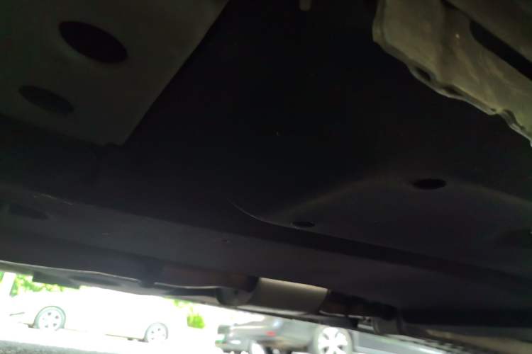 Used Buick GL8 2021 ES Landtrek 653T Comfort Edition Chassis Front Left