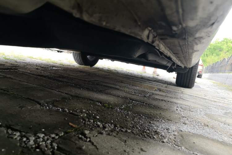 Used Buick GL8 2021 Land Cruiser Executive Class 652T Comfort Model Chassis Front Left