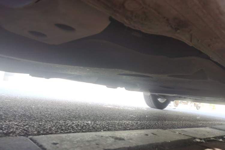Used Buick GL8 2021 Land Cruiser Executive Class 652T Comfort Model Chassis Front Left