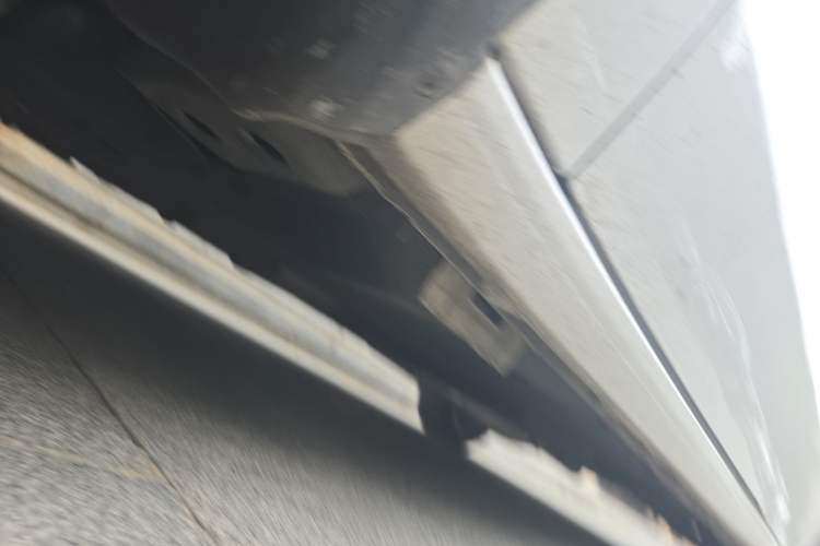 Used Buick GL8 2021 ES Landtrek 653T Luxury Model Chassis Front Left