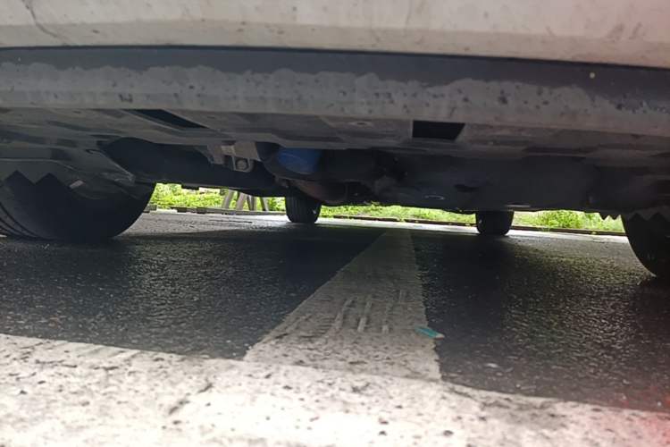 Used Buick GL8 2021 ES Land Cruiser 653T Luxury Edition Chassis Front