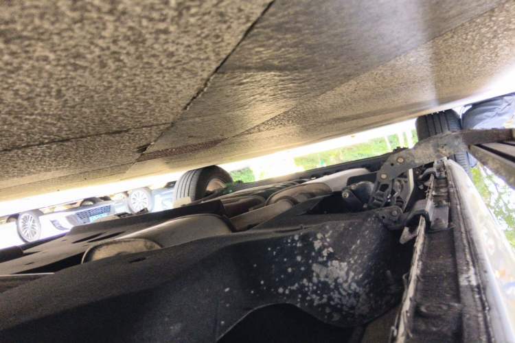 Used Buick GL8 2021 Land Cruiser Executive Class 652T Luxury Model Chassis Front Right