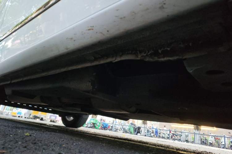 Used Buick GL8 2021 Land Cruiser Executive Class 652T Luxury Model Chassis Front Right