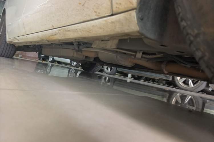 Used Buick GL8 2021 Land Cruiser Executive Class 652T Luxury Model Chassis Front Right