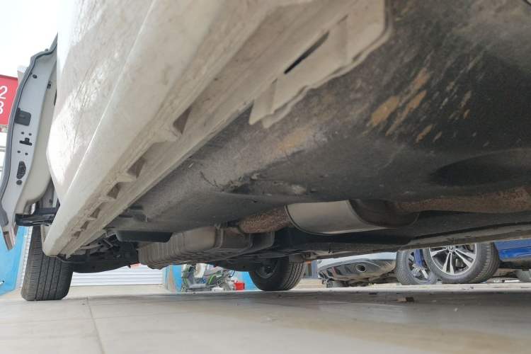Used Buick GL8 2021 ES Landtrek 653T Comfort Edition Chassis Front Right
