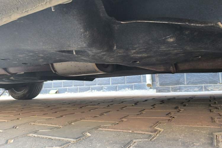 Used Buick GL8 2021 Land Cruiser Executive Class 652T Smart Luxury Model Chassis Front Right
