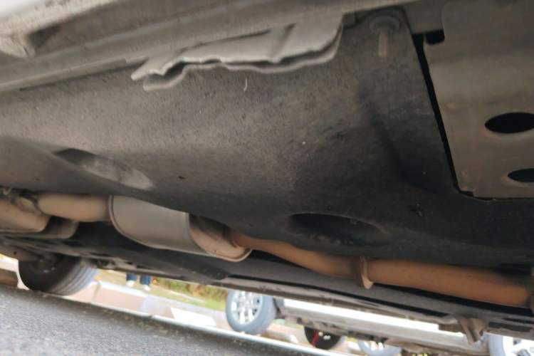Used Buick GL8 2021 ES Land Cruiser 653T Luxury Edition Chassis Front Right