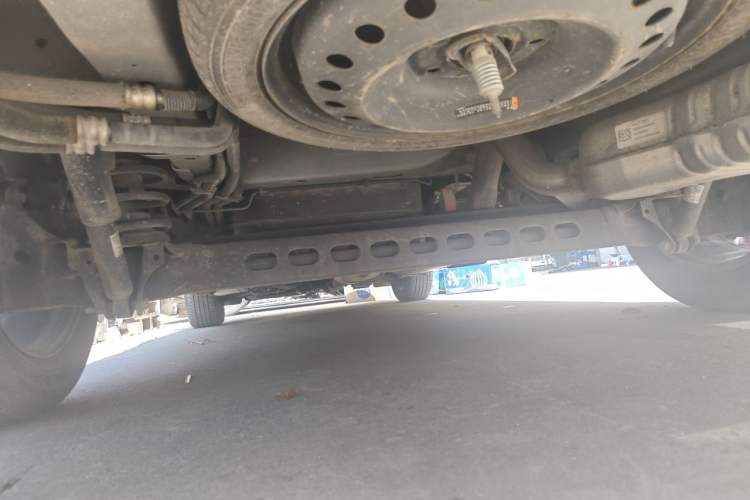 Used Buick GL8 2021 Land Cruiser Executive 652T Premium Model Chassis Front Right
