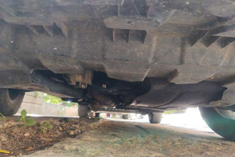 Used Buick GL8 2021 Land Cruiser Executive Class 652T Comfort Model Chassis Front