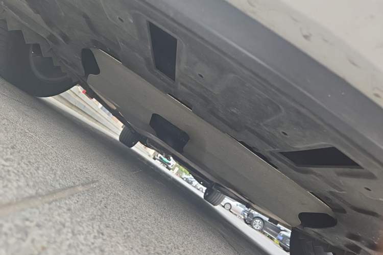 Used Buick GL8 2021 ES Landtrek 653T Luxury Model Chassis Front