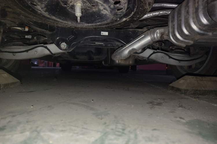Used Buick GL8 2021 ES Landtrek 653T Smart Luxury Model Chassis Rear