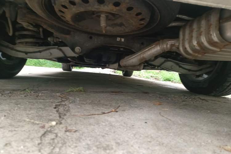 Used Buick GL8 2021 ES Landtrek 653T Comfort Edition Chassis Rear
