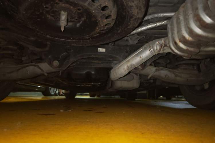 Used Buick GL8 2021 ES Land Cruiser 653T Luxury Edition Chassis Rear