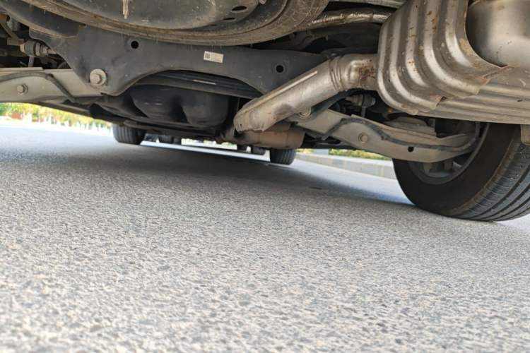 Used Buick GL8 2021 ES Landtrek 653T Comfort Edition Chassis Rear