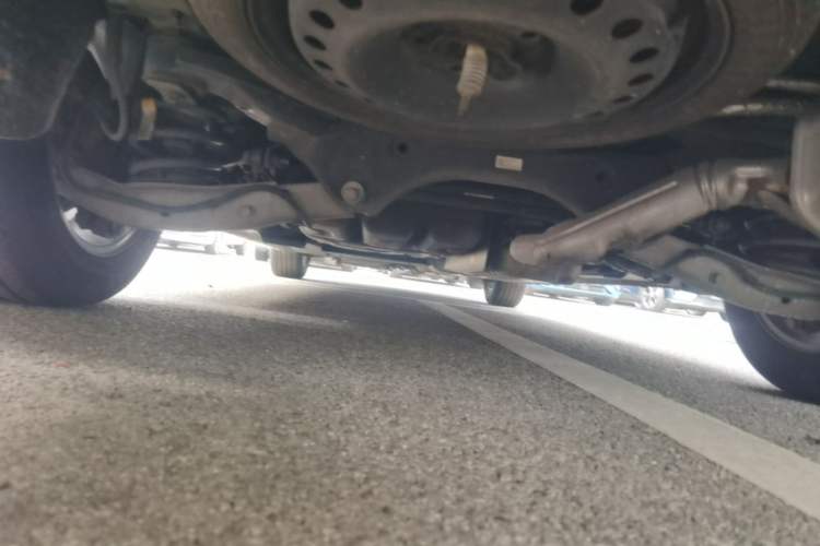 Used Buick GL8 2021 ES Land Cruiser 653T Luxury Edition Chassis Rear
