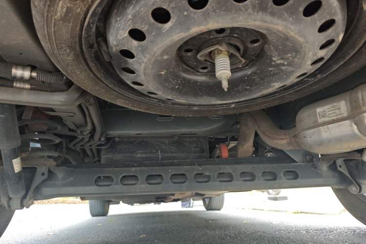 Used Buick GL8 2021 Land Cruiser Executive Class 652T Luxury Model Chassis Rear