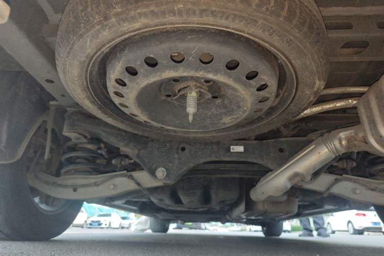 Used Buick GL8 2021 ES Landtrek 653T Comfort Edition Chassis Rear