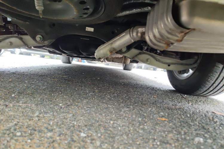 Used Buick GL8 2021 ES Landtrek 653T Luxury Model Chassis Rear