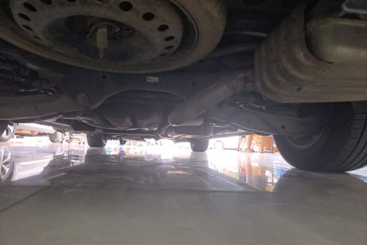 Used Buick GL8 2021 Land Cruiser Executive Class 652T Luxury Model Chassis Rear