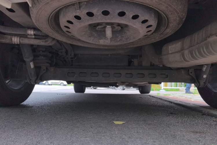 Used Buick GL8 2021 Land Cruiser Executive 652T Premium Model Chassis Rear
