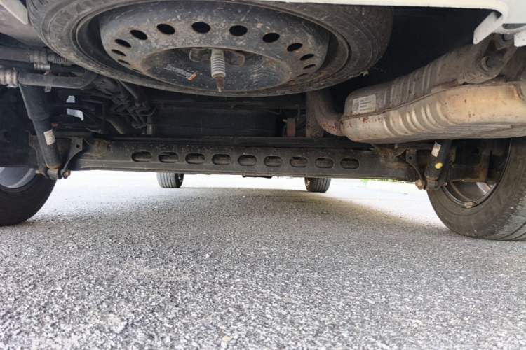 Used Buick GL8 2021 Land Cruiser Executive Class 652T Comfort Model Chassis Rear