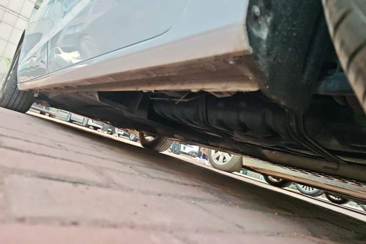 Used Buick GL8 2021 ES Landtrek 653T Comfort Edition Chassis Rear Left