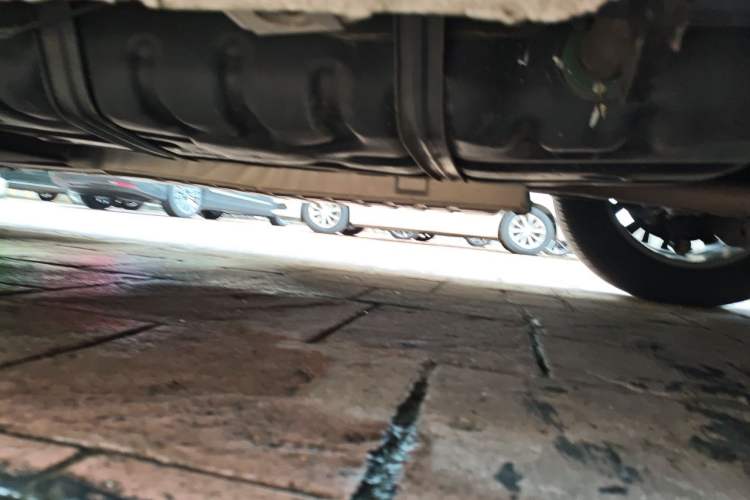 Used Buick GL8 2021 ES Land Cruiser 653T Luxury Edition Chassis Rear Left