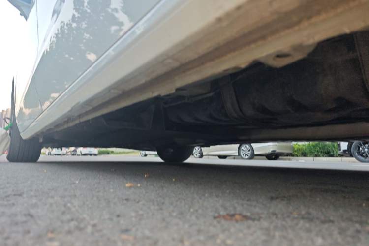 Used Buick GL8 2021 ES Landtrek 653T Comfort Edition Chassis Rear Left