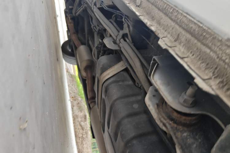 Used Buick GL8 2021 Land Cruiser Executive Class 652T Luxury Model Chassis Rear Left