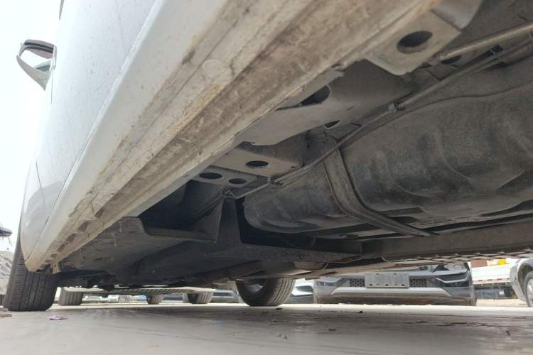 Used Buick GL8 2021 ES Landtrek 653T Comfort Edition Chassis Rear Left