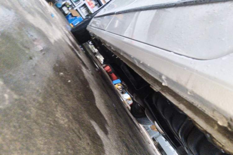 Used Buick GL8 2021 ES Land Cruiser 653T Smart Flagship Model Chassis Rear Left
