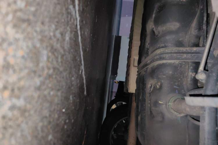 Used Buick GL8 2021 ES Landtrek 653T Comfort Edition Chassis Rear Left