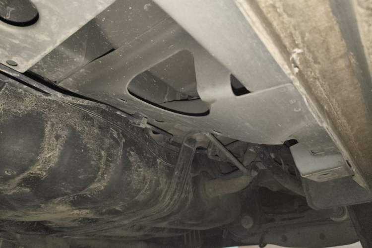 Used Buick GL8 2021 ES Landtrek 653T Comfort Edition Chassis Rear Left