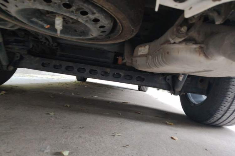 Used Buick GL8 2021 Land Cruiser Executive Class 652T Luxury Model Chassis Rear