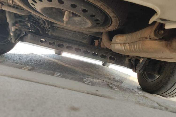 Used Buick GL8 2021 Land Cruiser Executive Class 652T Comfort Model Chassis Rear