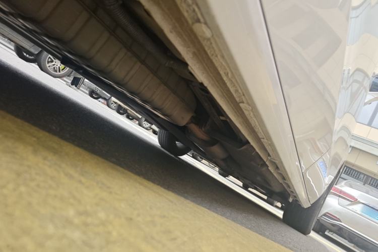 Used Buick GL8 2021 ES Landtrek 653T Comfort Edition Chassis Rear Right