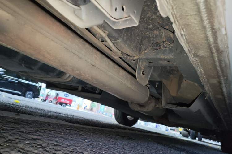 Used Buick GL8 2021 Land Cruiser Executive Class 652T Luxury Model Chassis Rear Right