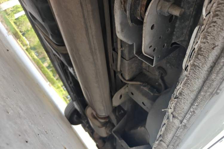 Used Buick GL8 2021 Land Cruiser Executive Class 652T Luxury Model Chassis Rear Right