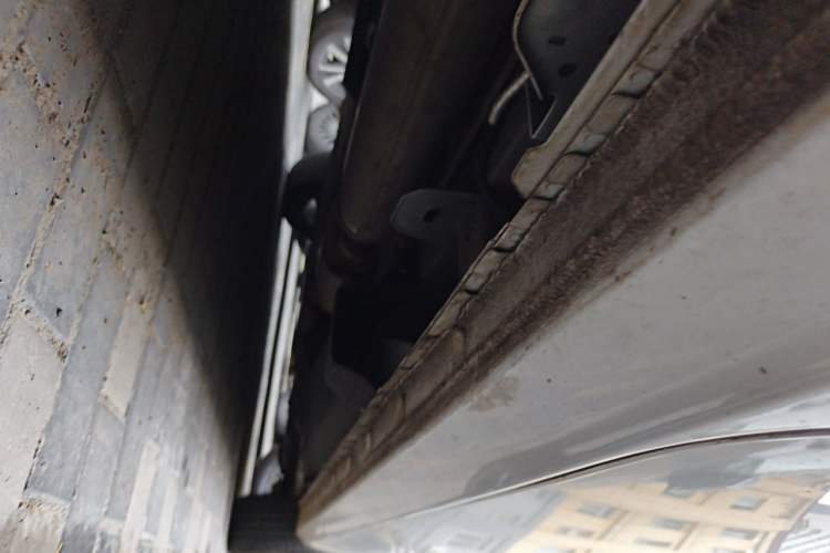 Used Buick GL8 2021 Land Cruiser Executive Class 652T Comfort Model Chassis Rear Right