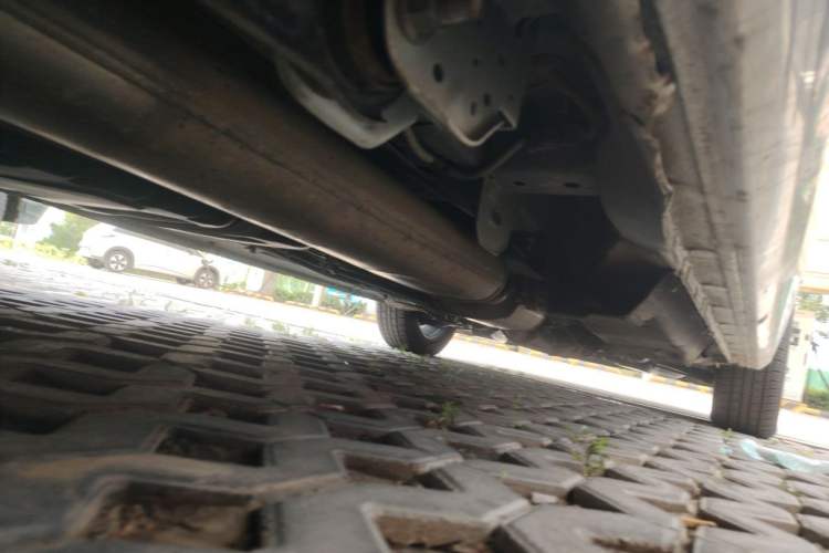 Used Buick GL8 2021 Land Cruiser Executive Class 652T Comfort Model Chassis Rear Right