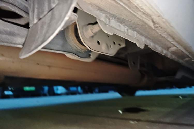 Used Buick GL8 2021 Land Cruiser Executive Class 652T Comfort Model Chassis Rear Right