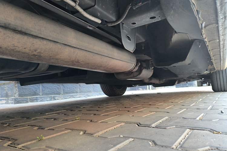 Used Buick GL8 2021 Land Cruiser Executive Class 652T Smart Luxury Model Chassis Rear Right