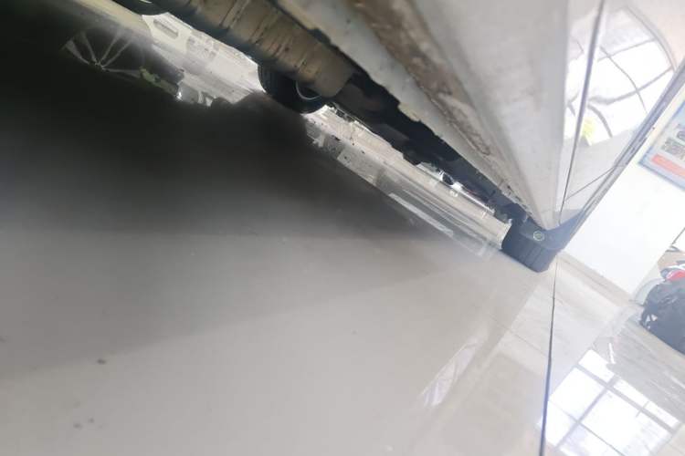 Used Buick GL8 2021 ES Land Cruiser 653T Flagship Model Chassis Rear Right
