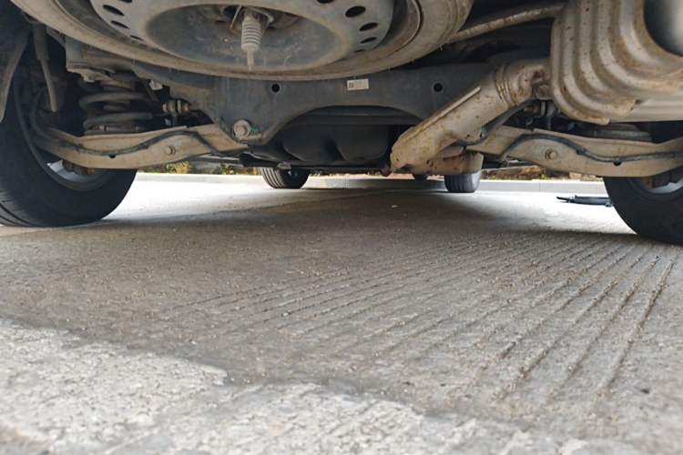 Used Buick GL8 2021 ES Land Cruiser 653T Luxury Edition Chassis Rear