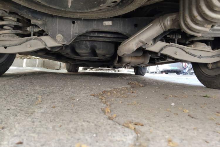 Used Buick GL8 2021 ES Landtrek 653T Luxury Model Chassis Rear