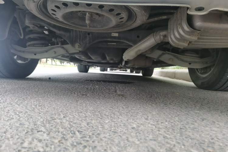Used Buick GL8 2021 ES Land Cruiser 653T Luxury Edition Chassis Rear