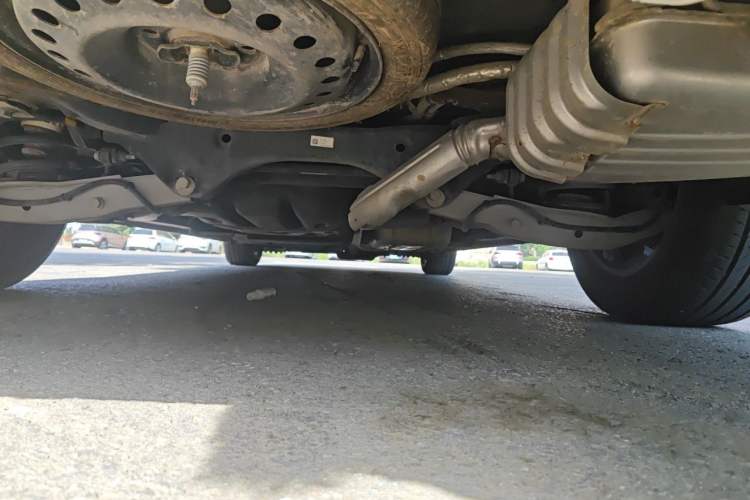 Used Buick GL8 2021 ES Land Cruiser 653T Luxury Edition Chassis Rear