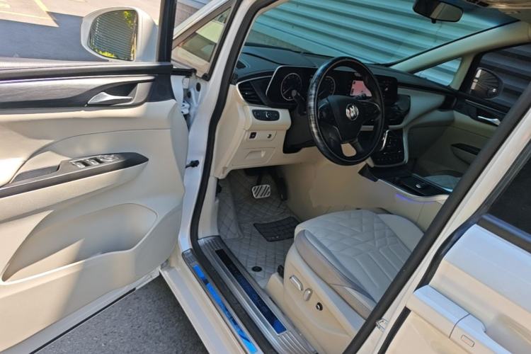 Used Buick GL8 2021 ES Landtrek 653T Comfort Edition Driver Seat