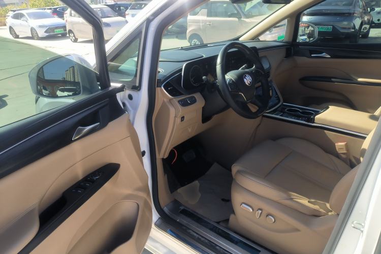 Used Buick GL8 2021 ES Land Cruiser 653T Luxury Edition Driver Seat
